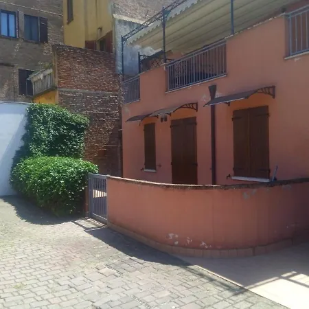 “come A Casa” Lägenhet Ferrara